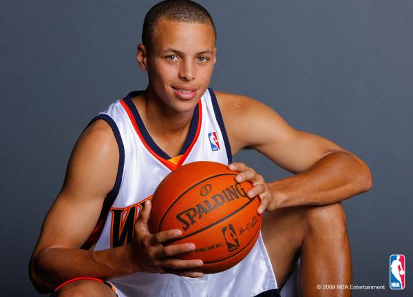 体育中超：主场大胜 上海海港8-1南通支云