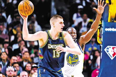 球到快速的 球到快速的