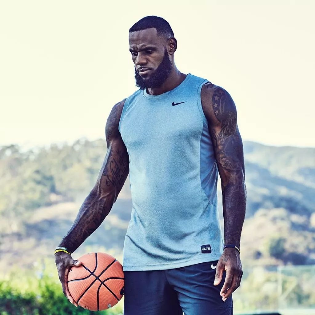 的坚韧与效 的坚韧与效