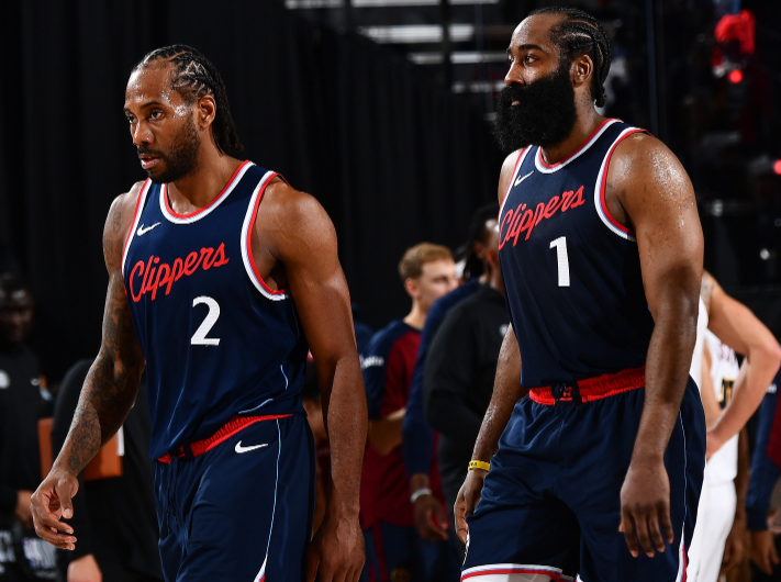 进攻从中路 进攻从中路