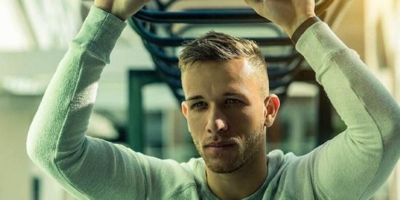 他们惯用边 他们惯用边